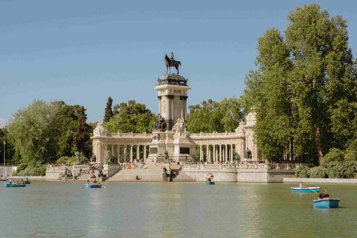 Best Time to Travel to Spain