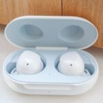 best travel headphones